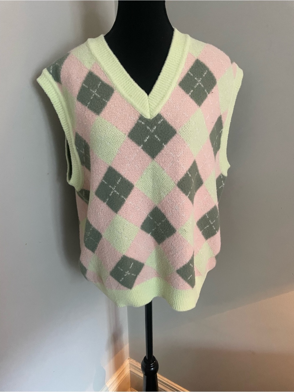 🎀 | Zara Argyle Sweater Vest